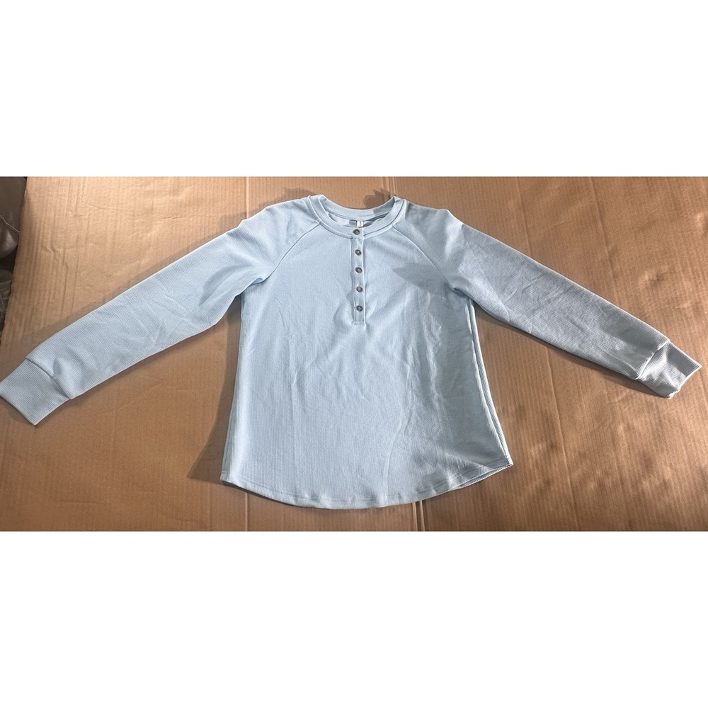 Pretty Garden Baby Blue Long Sleeved Waffle Knit Button Front Size S NWT